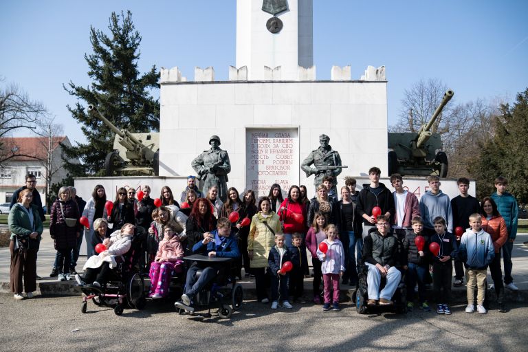 pohod-z-rdecimi-baloni