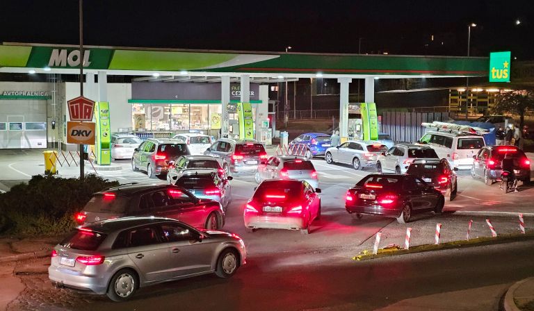 mol crpalka gorivo.jpg