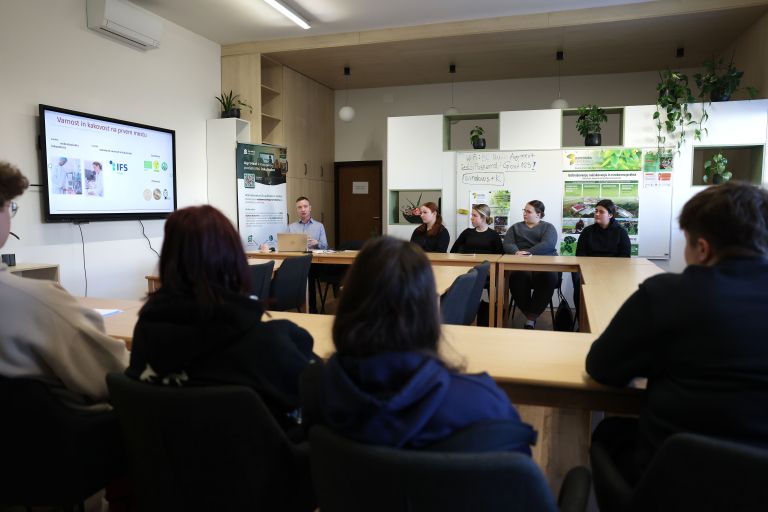 pecjak, bc-naklo, mojstri-prihodnosti, burek, izziv