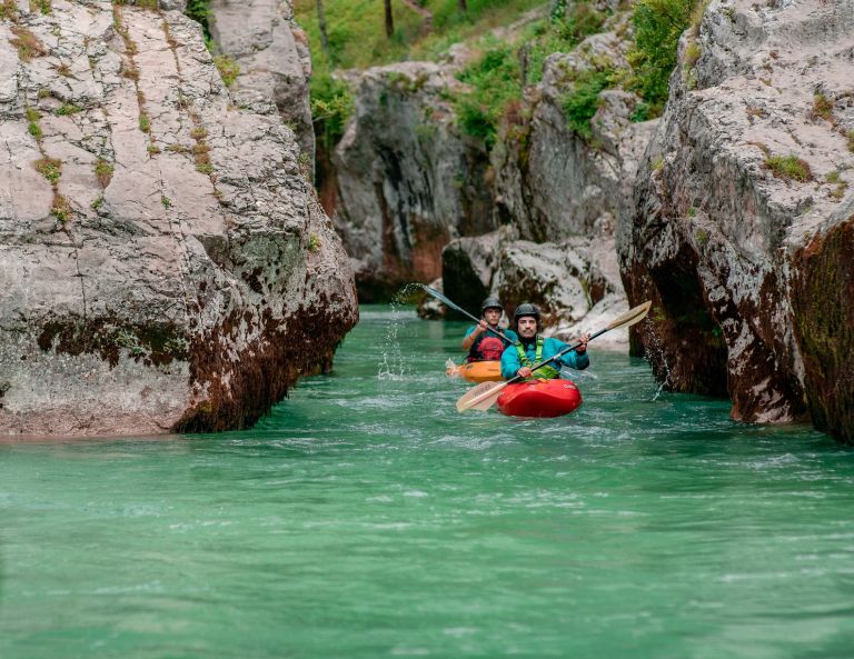 soca kajak plovba.jpg