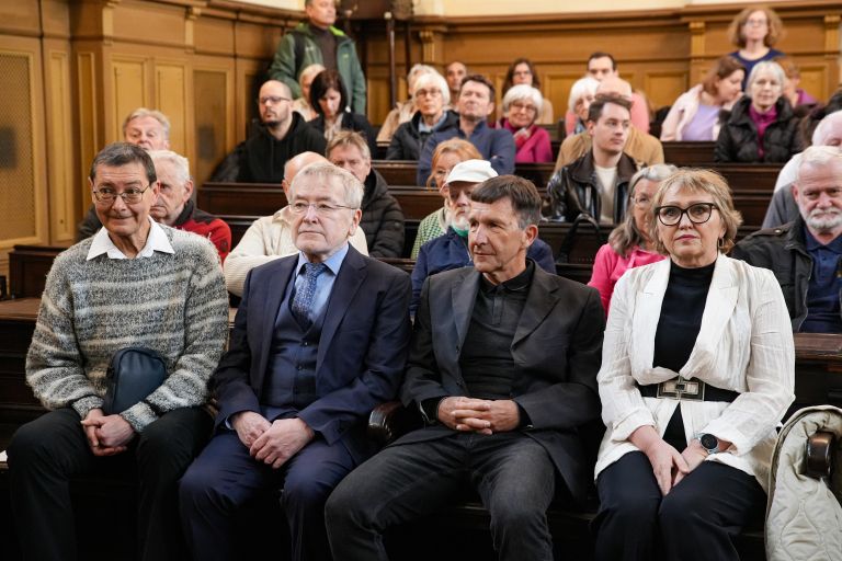 prostovoljno-koncanje-zivljenja, tozba