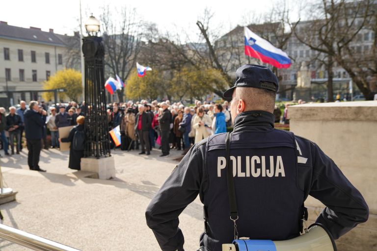 prostovoljno-koncanje-zivljenja, tozba