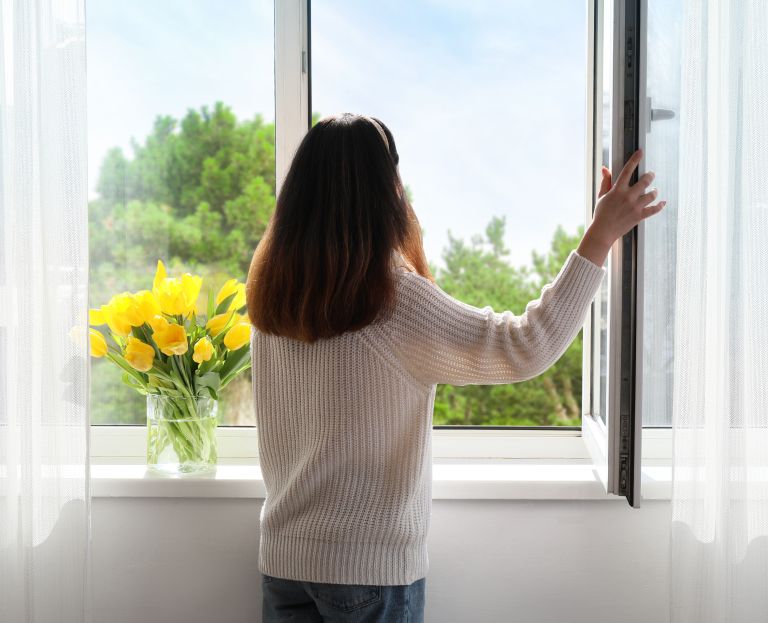 prezracevanje-doma, vlaga-v-prostoru, plesen