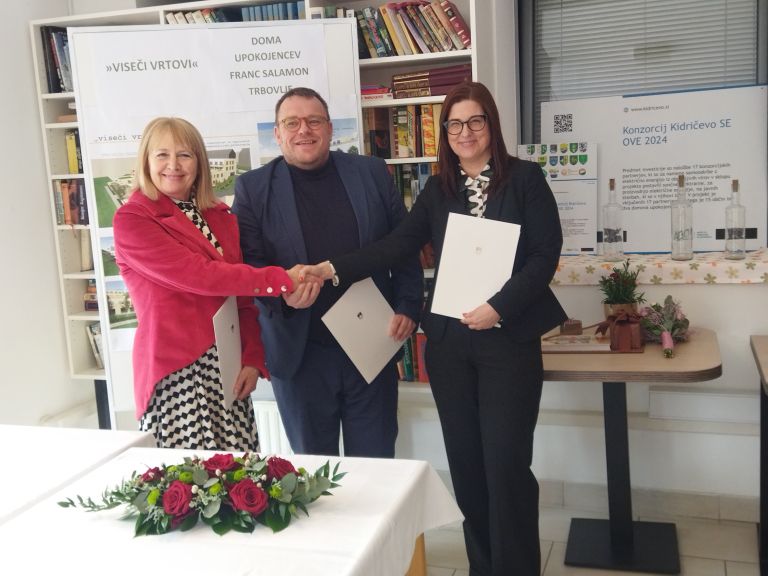 Dom Franc Salamon Trbovlje