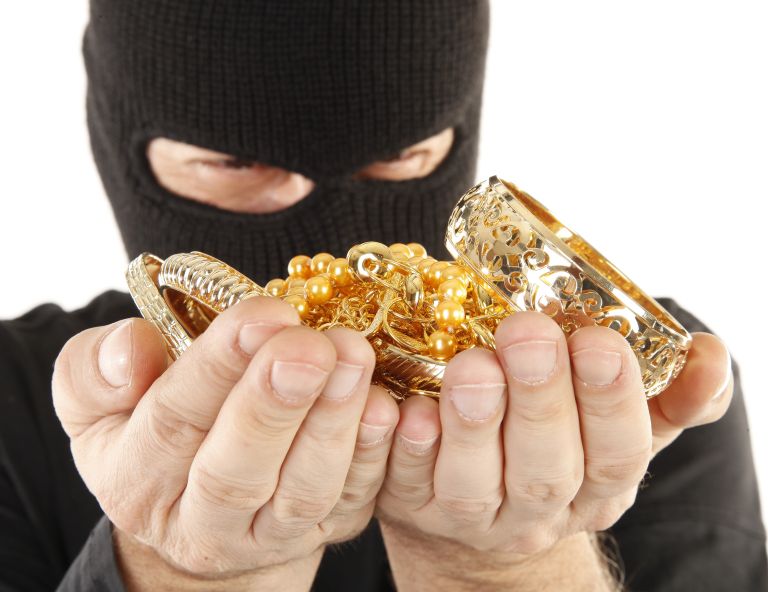 vlomilec, dragocenosti