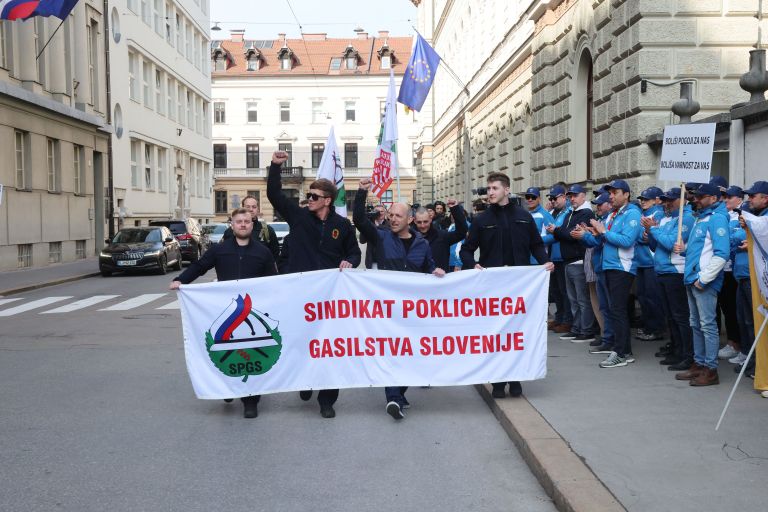protest, stavka, policija