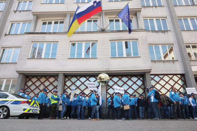 protest, stavka, policija