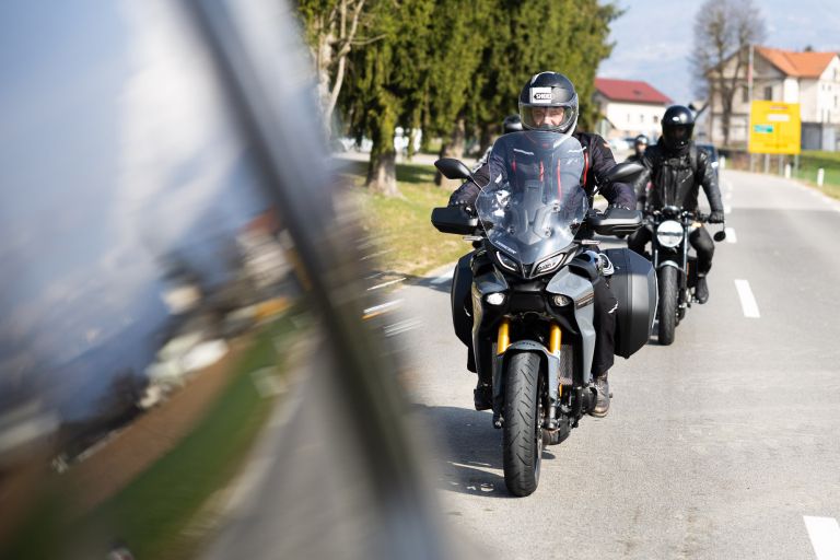 Številkam in podatkom so v največji slovenski zavarovalnici na današnjem dogodku dodali tudi izkušnjo na terenu.jpg