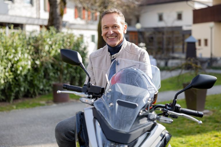 Andrej Brglez, motoristični inštruktor, razvojnik in raziskovalec trajnostne mobilnosti.jpg