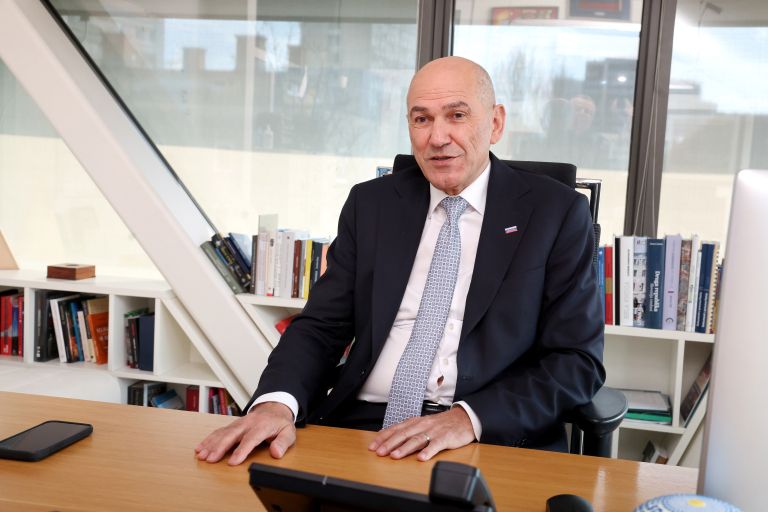 I-janez jansa-RB004.JPG