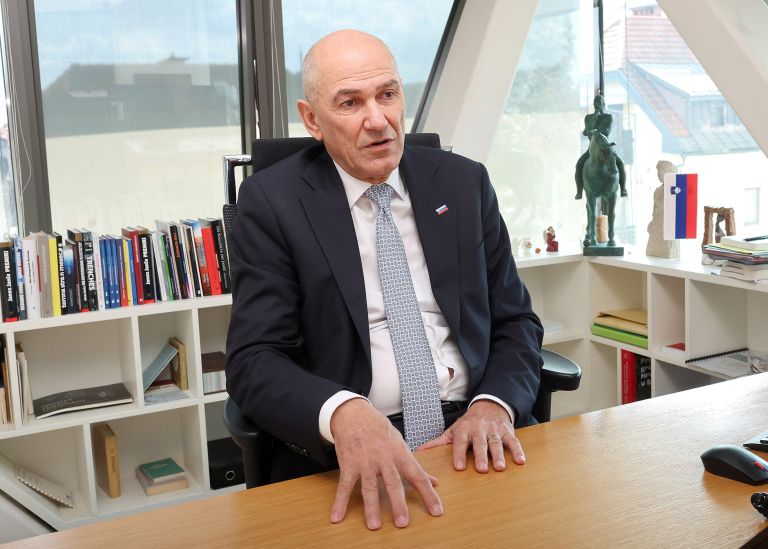 I-janez jansa-RB002.JPG