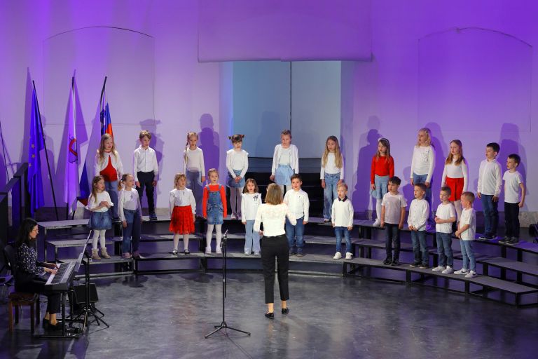 otroci, otroski-zbor