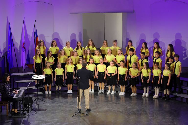 otroci, otroski-zbor