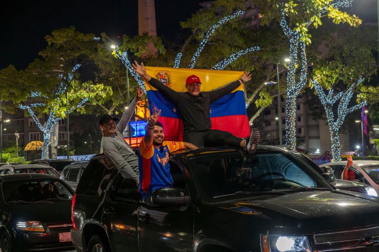 venezuela caracas baseball.jpg
