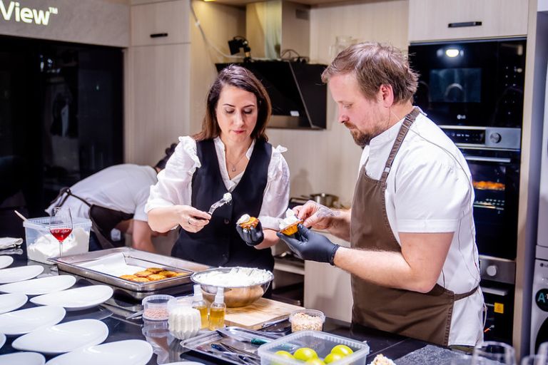 LG predstavitev v Budimpešti