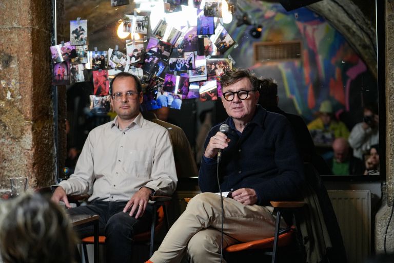 black cube pismo intelektualci.jpg