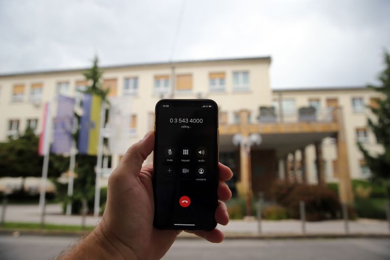 Telefon