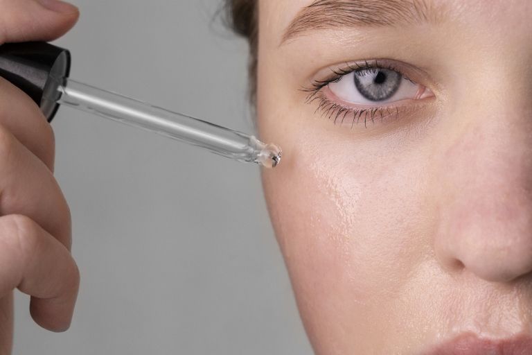 Kozmetika, serum, nega, koža