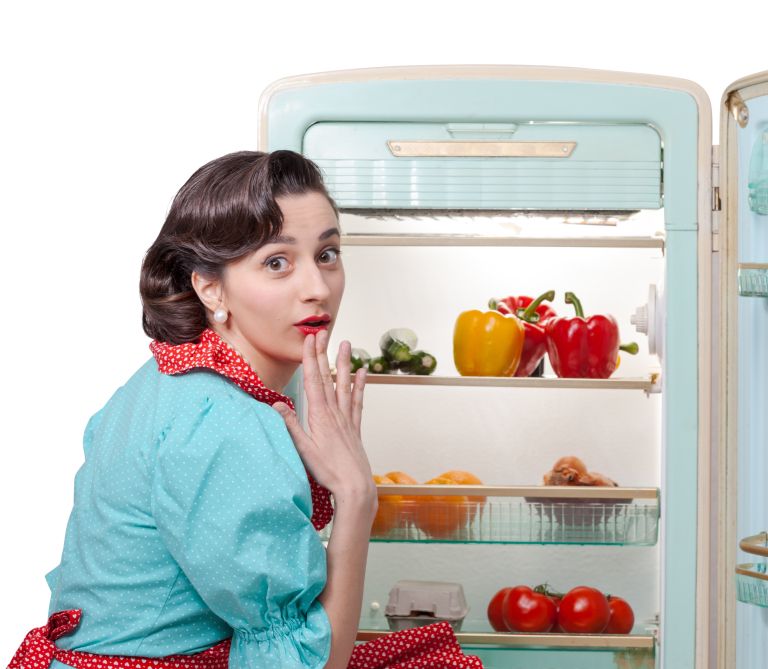 pametni-hladilnik, retro-kuhinja