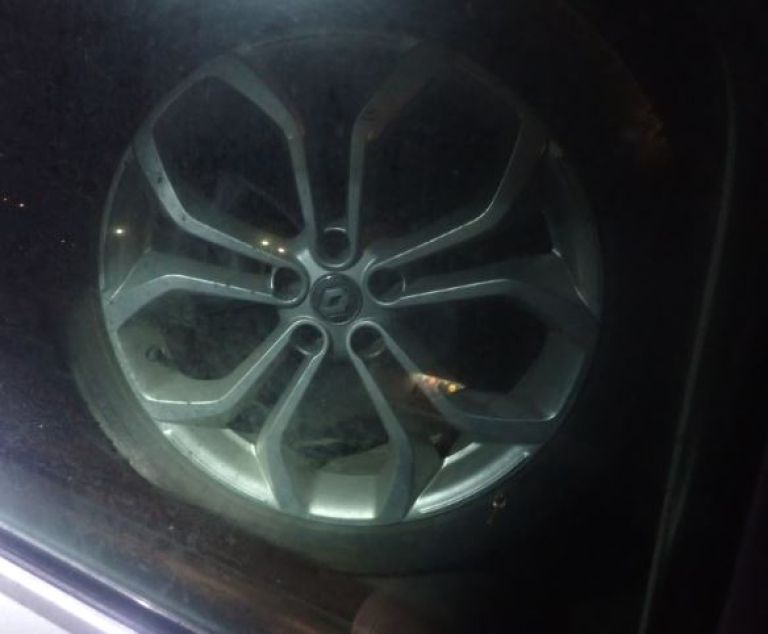 pnevmatike, ukradene