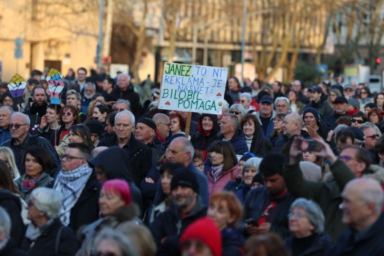 shod na volitve trg republike.jpg