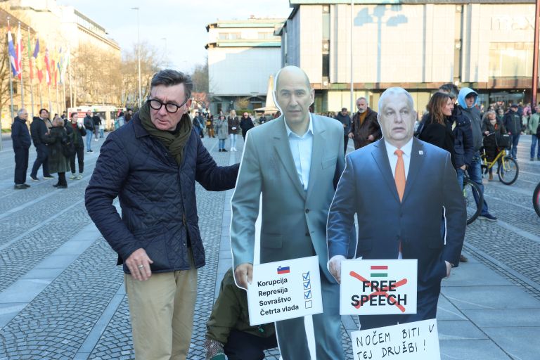 shod na volitve trg republike.jpg