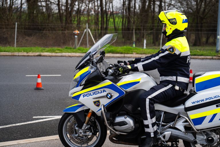 policija, policisti-motoristi, motoristicna-sezona