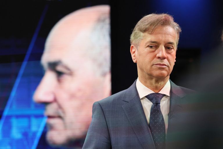 janez janša, robert golob