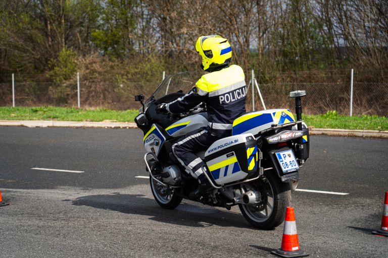 policija, policisti-motoristi, motoristicna-sezona