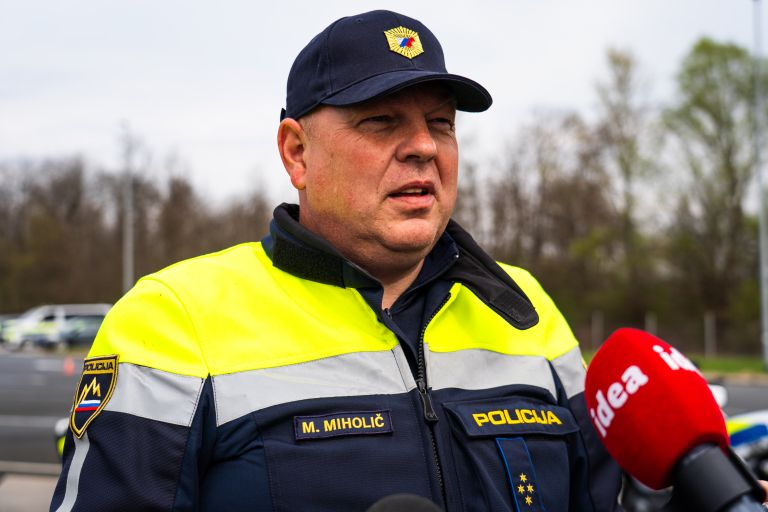 policija, policisti-motoristi, motoristicna-sezona