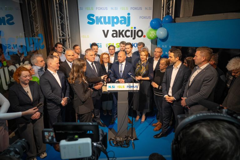 ZGODBA DODATNA NSI vrtovec Simen Zupancic.jpg