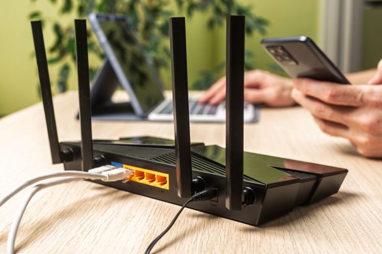 wifi, brezzicni-internet