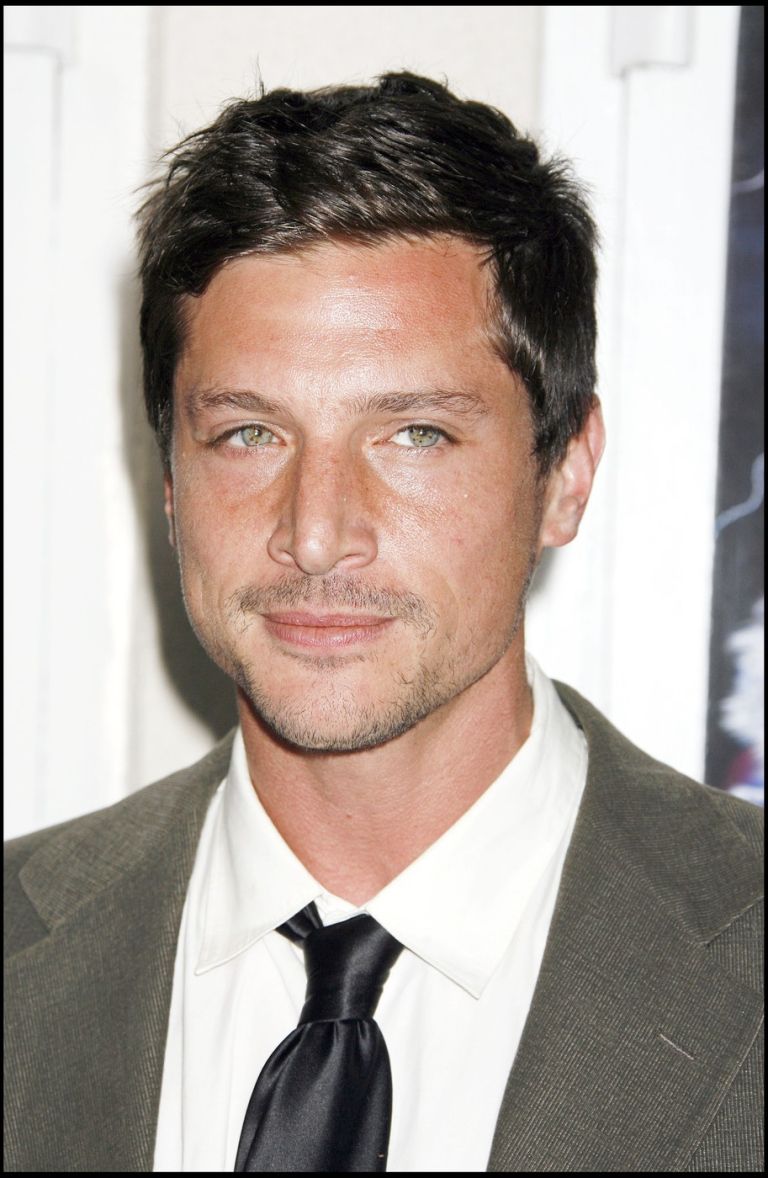 simon-rex