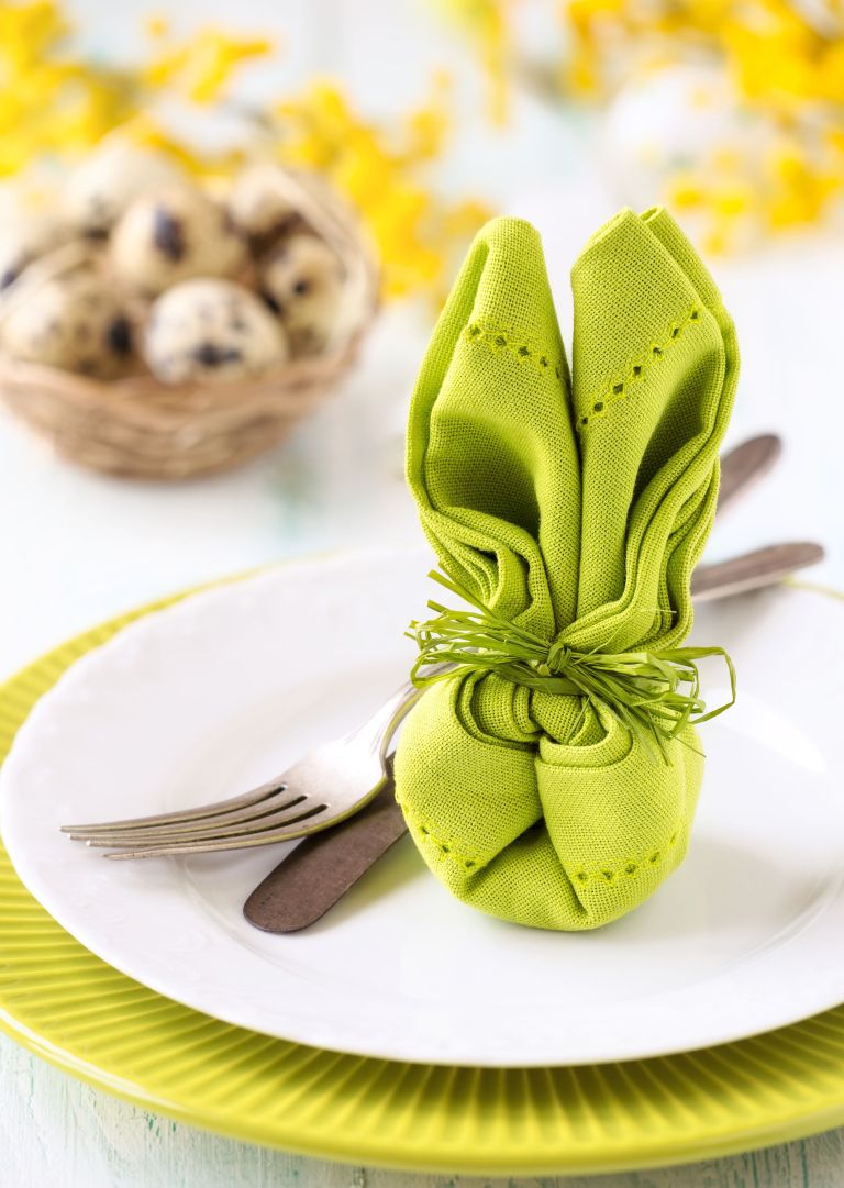 velikonocni-zajcek, velikonocna-miza