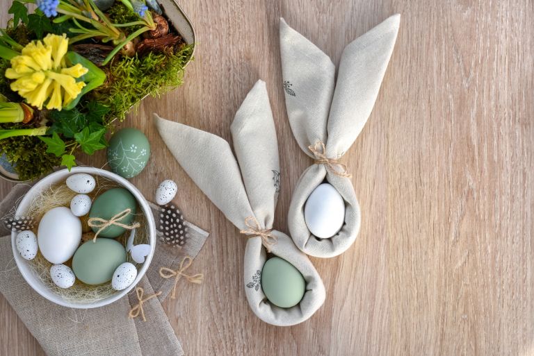 velikonocni-zajcek, velikonocna-miza