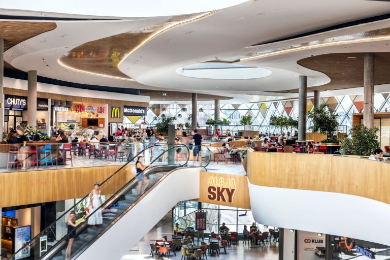 ALEJA SKY © Jost Gantar.jpeg