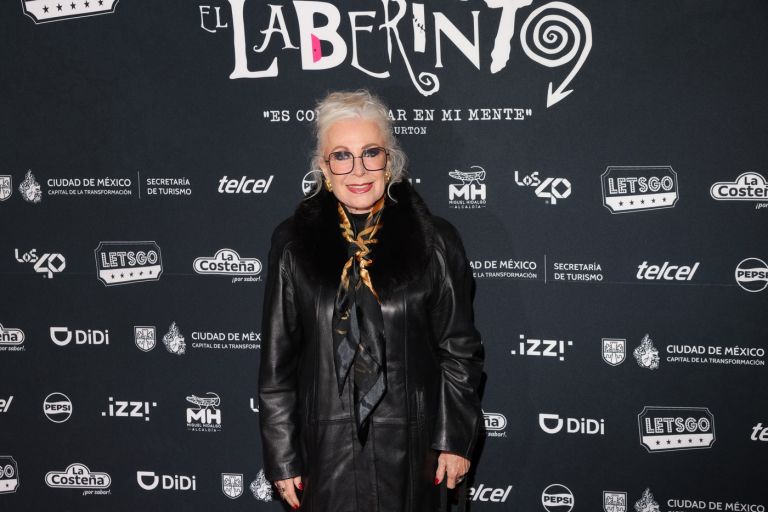 laura-zapata