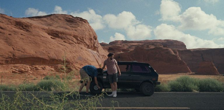 yugo gre v ameriko.jpg