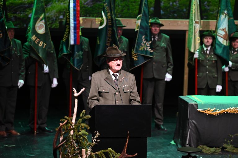 murska-sobota, lovci, razvitje-prapora-zld-prekmurje.