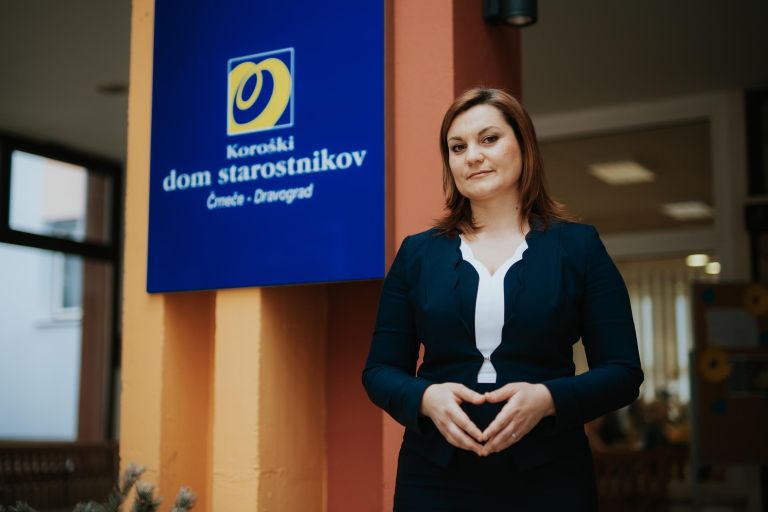 prepoved priblizevanja2 Katja Pavlinič Šoba 16.jpg