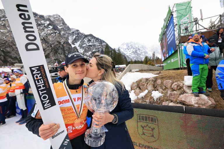 Domen Prevc, Špela Ravnik 2