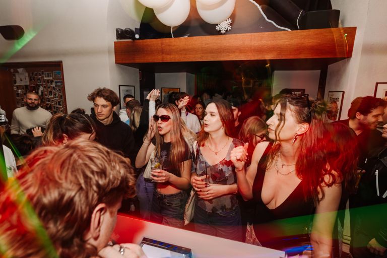 Marca je v ljubljanskem Smashu zagnal rezidenco (četrti četrtek v mesecu) Electra, kjer predstavlja