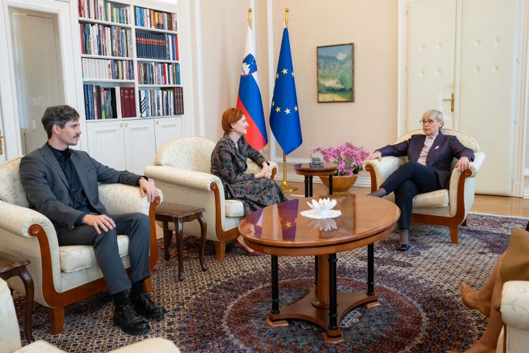 pogovori predsednica stranke vlada.jpg