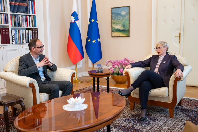 pogovori predsednica stranke vlada.jpg