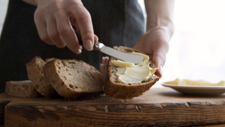margarina, maslo, mazanje na kruh