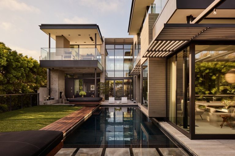 doncic vila los angeles.jpg