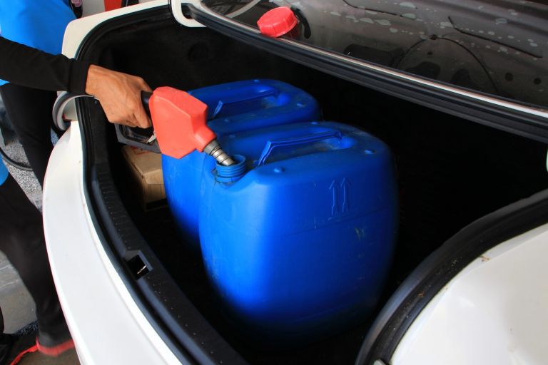 tankanje nafta bencin.jpg