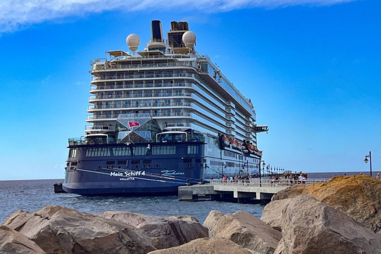Mein Schiff 4