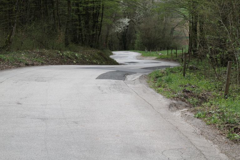 Cesta Grmada-Dobrnič.JPG