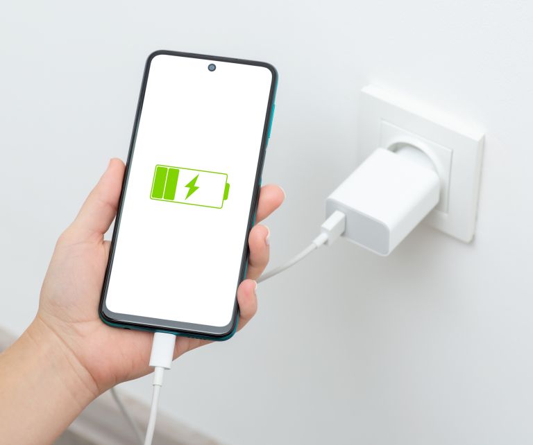 polnjenje-telefona
